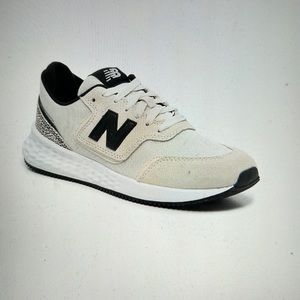 New balance x70 leopard size 8